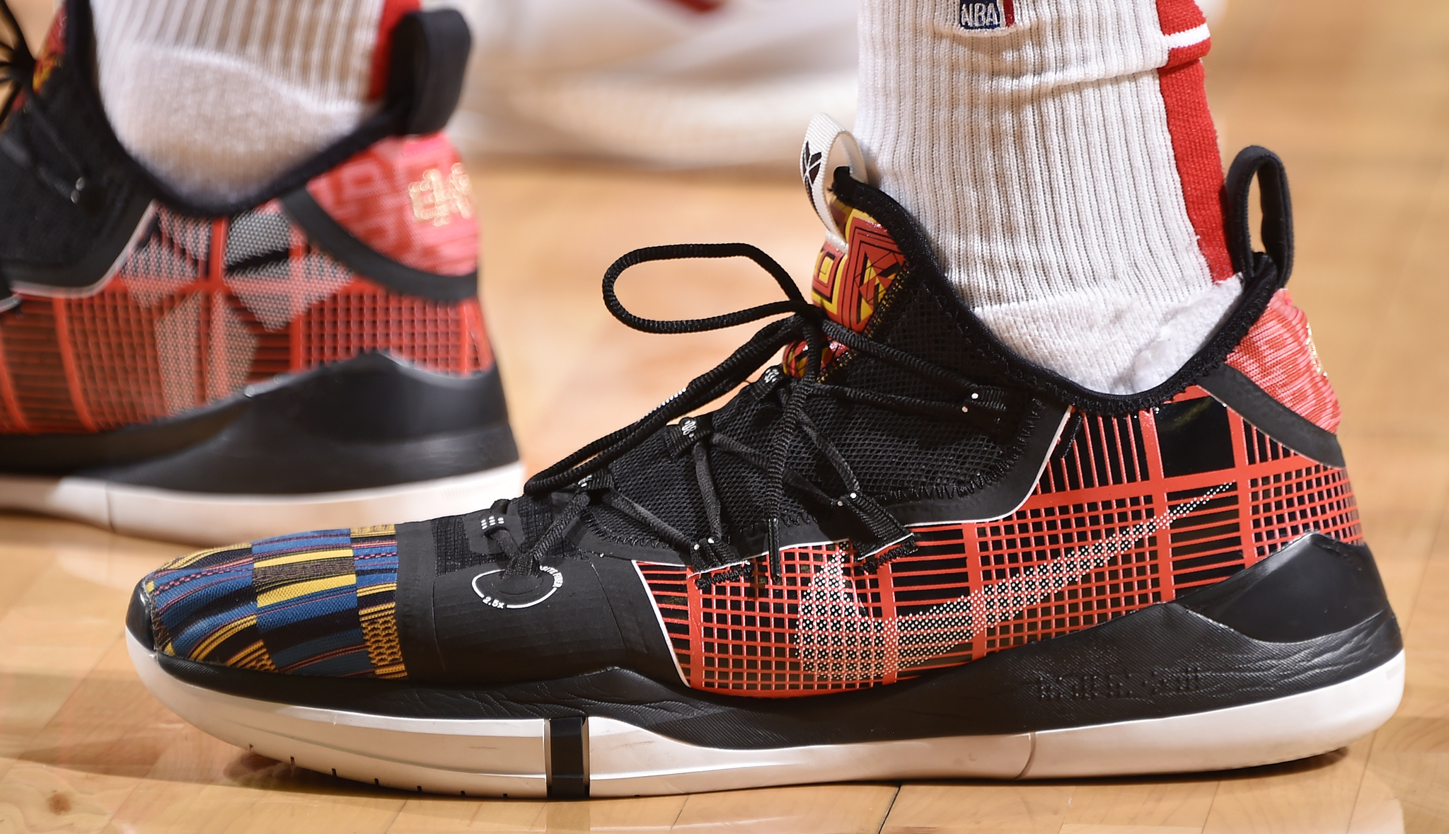 哈登3最美配色出炉白色的nb看着真流弊