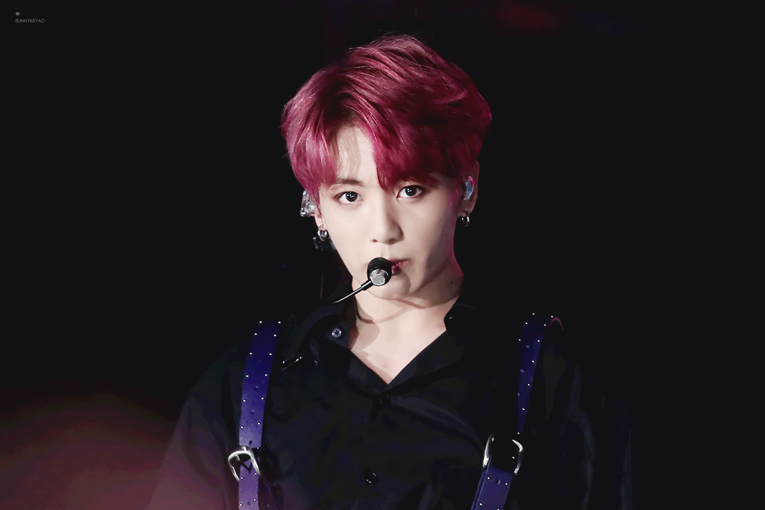 黄金忙内田柾国