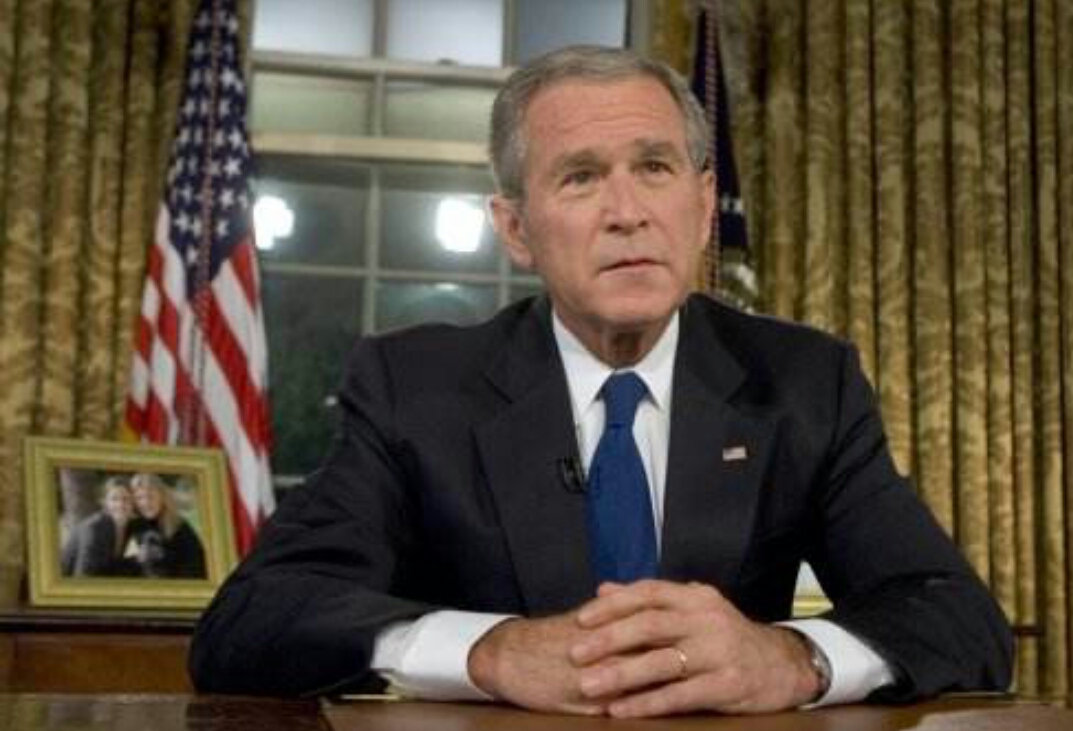 美国边境墙后进击的巨人是谁?!