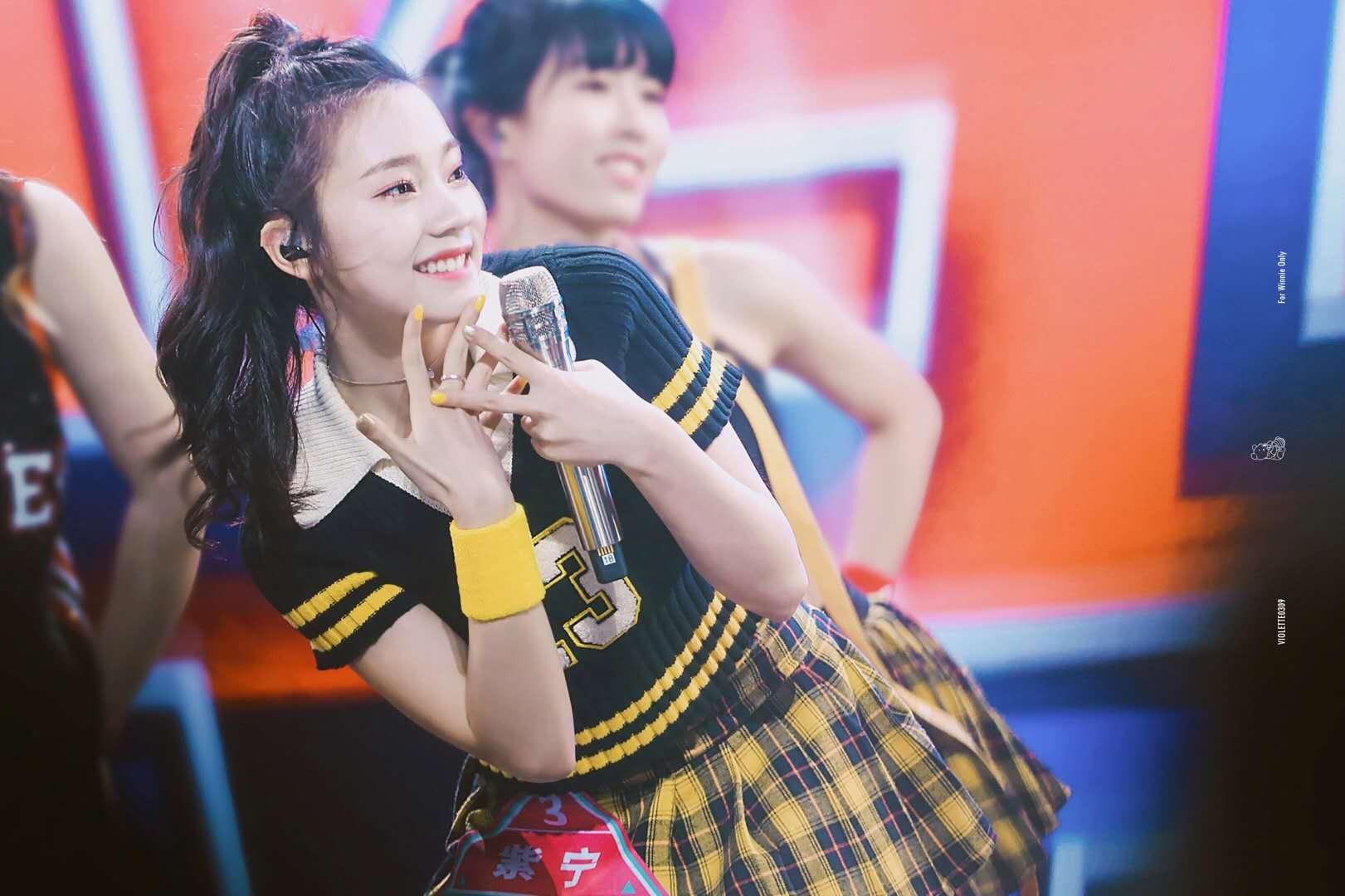 张紫宁的首舞台,我今天也起得特别的早,就是为了看《创造101》第三期