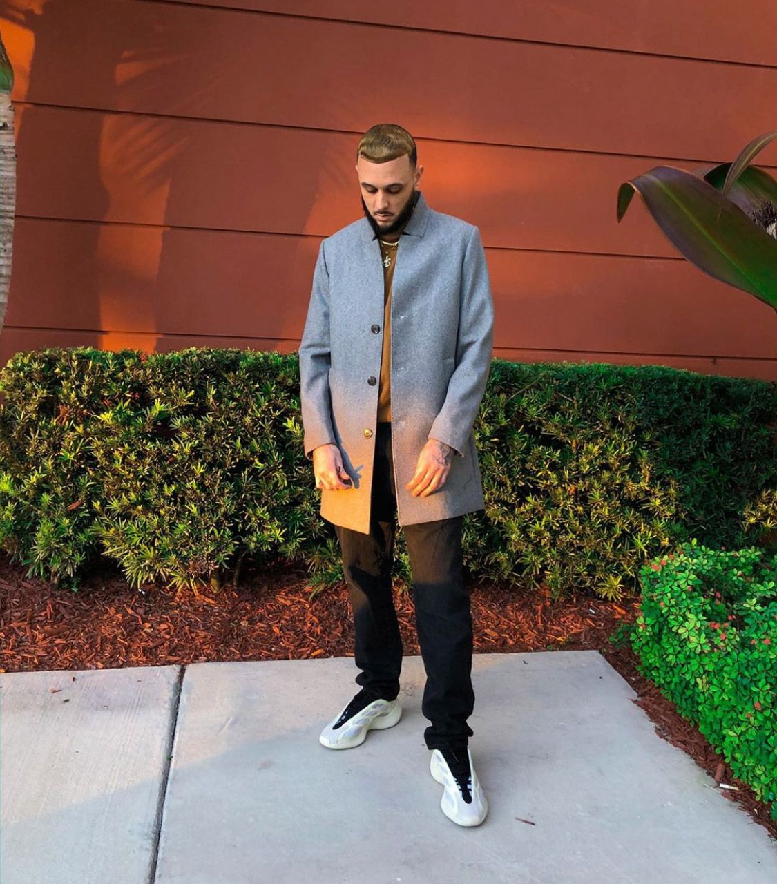 球鞋搭配,yeezy 700 v3 要怎么穿?