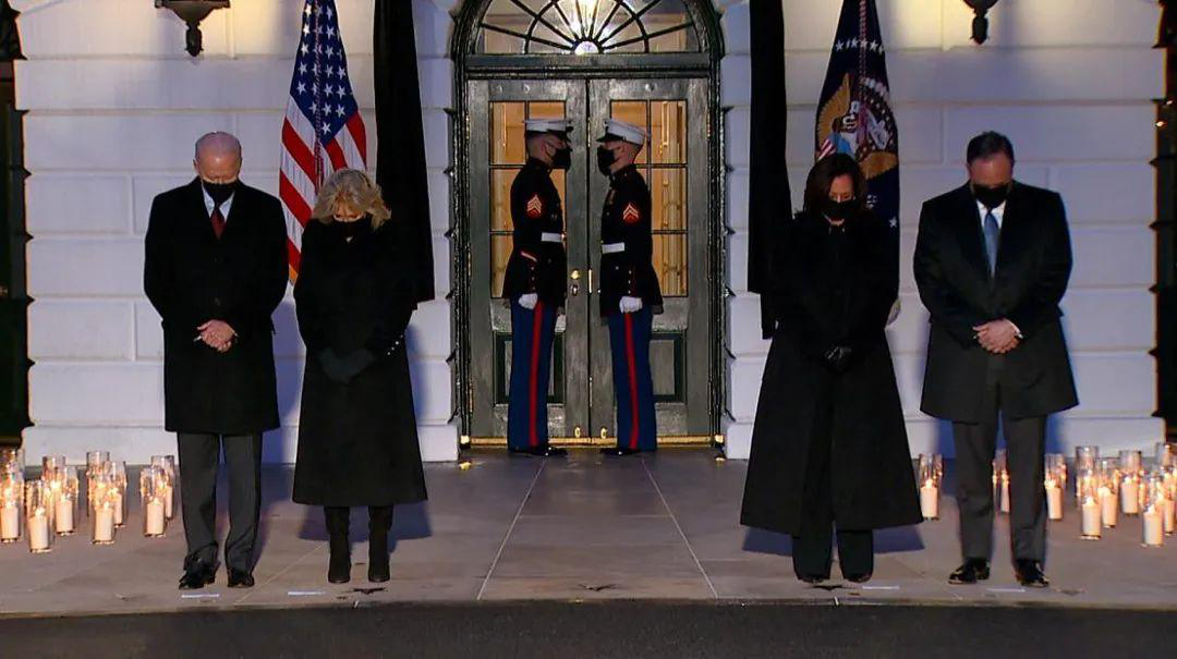 白宫宁愿降半旗为50万人默哀也不愿同全球紧密合作抗疫