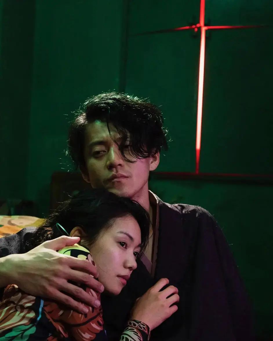 人间失格 太宰治和3个女人 哔哩哔哩 人间失格 太宰治和3个女人 哔哩哔哩