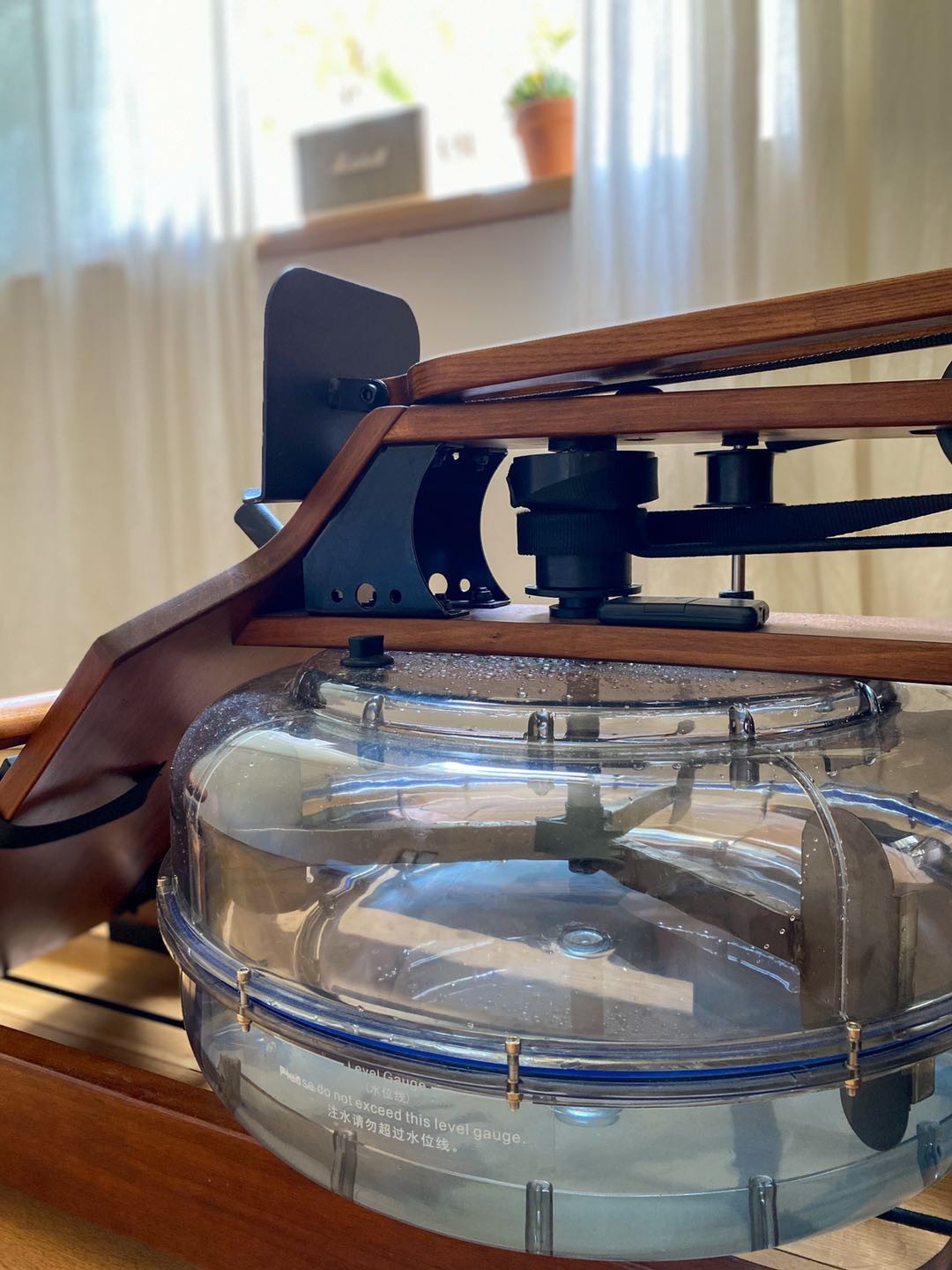 陆地游泳神器——家庭版划船机