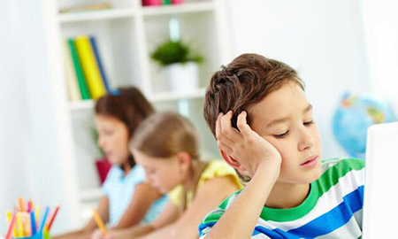 有些少儿英语培训机构,线上线下教学都有,在里面学好不好