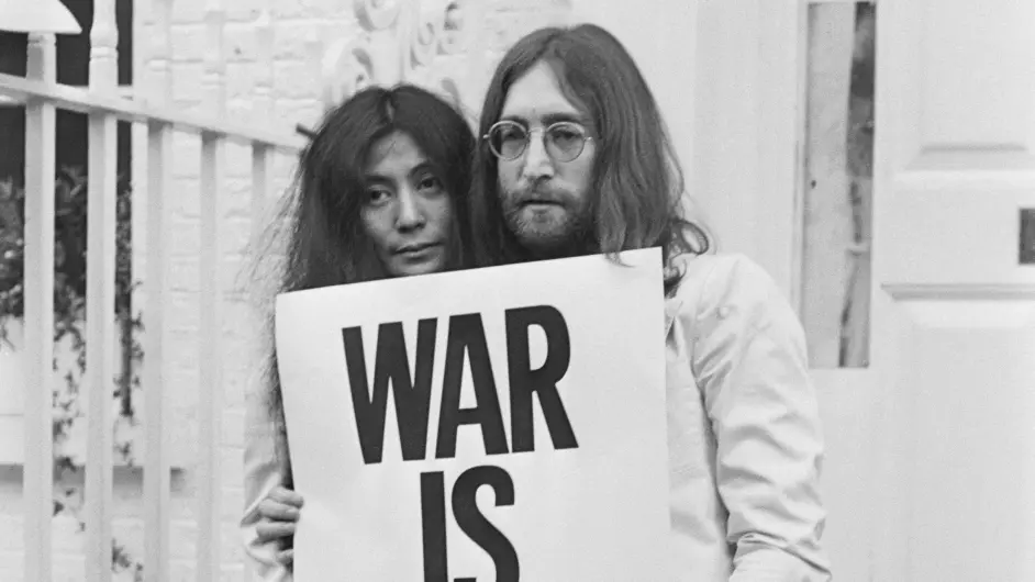 Happy Xmas War Is Over John Yoko 我们一起来听歌 4 哔哩哔哩 Happy Xmas War Is Over John Yoko 我们一起来听歌 4 哔哩哔哩