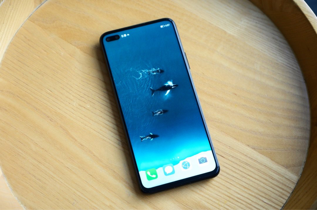 荣耀v30:麒麟990 emui10 5g ufs3.0 40w快充,明年1599元稳了?