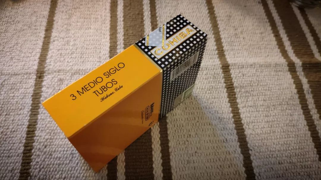 卡斯特罗御用雪茄品牌 | 高希霸 半世纪 铝筒 cohiba medio siglo