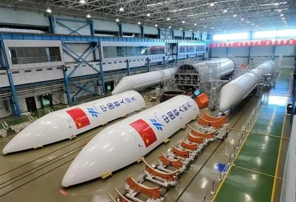 神舟十二号载人飞船已就位 聂海胜率队再赴太空 何时才会发射 哔哩哔哩