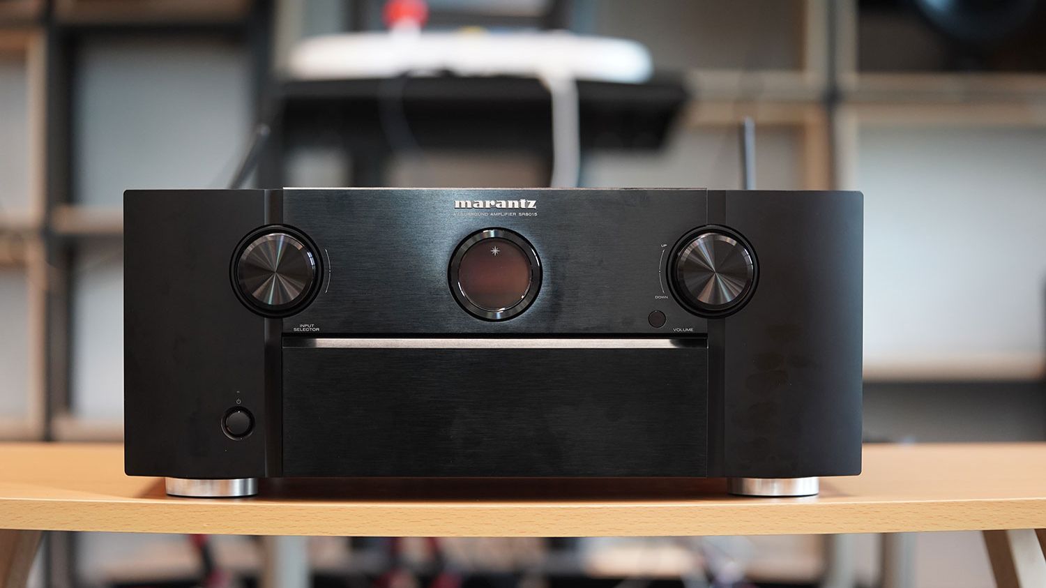 对比天龙旗舰哪儿不一样?马兰士家庭影院旗舰合并功放sr8015试用