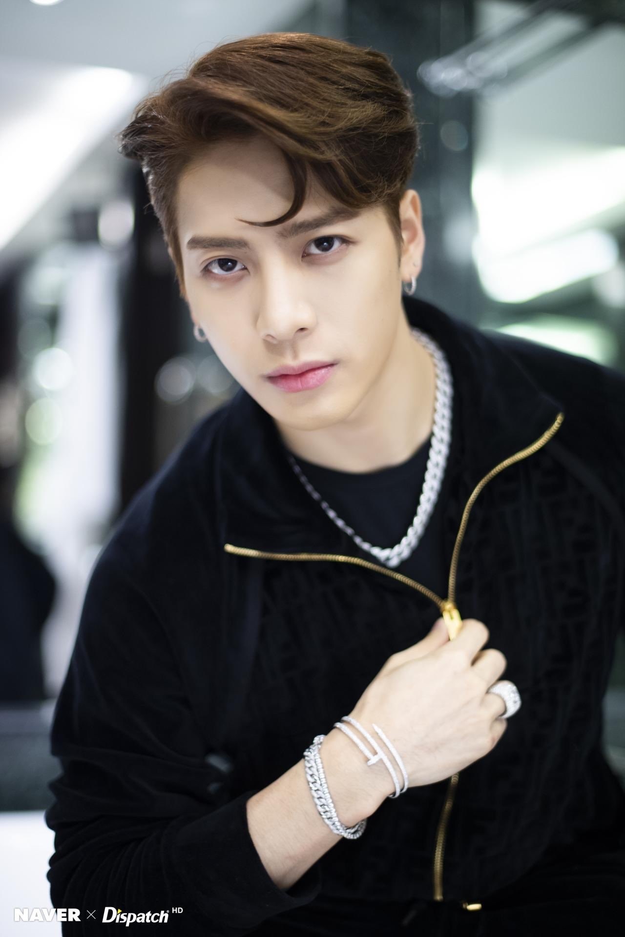 【王嘉尔】&你 因为在人群里多看了你一眼 第二十章