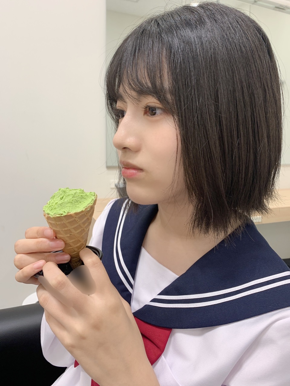 答覆问题了,我是林瑠奈.」