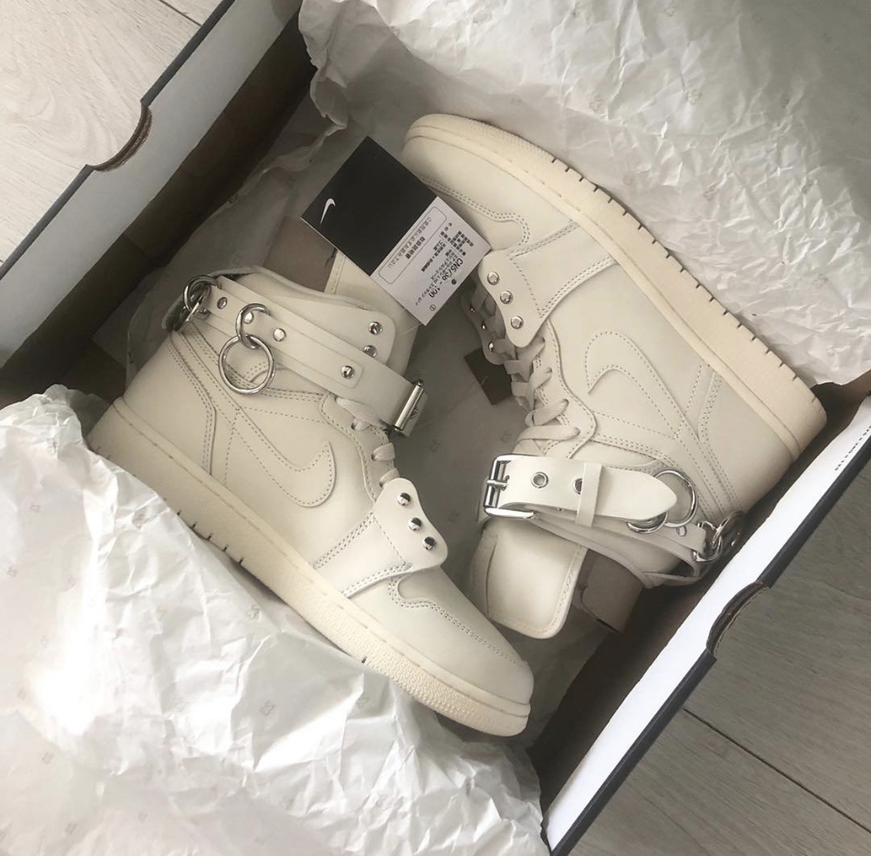 aj1 comme des garcons