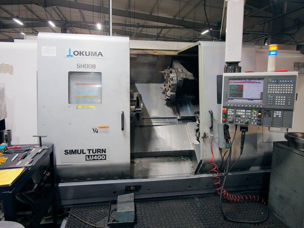 图为日本澳柯玛机床