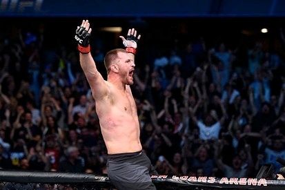 ufc重量级冠军火警米欧奇ins照片自取