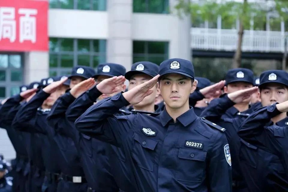 深圳辅警制服图片图片