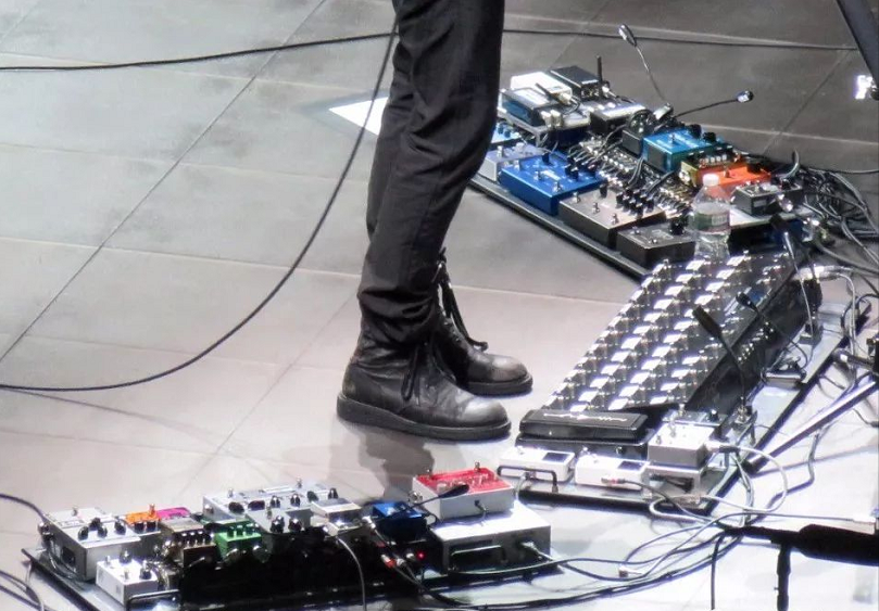 Way Huge的AQUAPUSS Delay! John Mayer本次巡演设备简析十八 效果器十五 哔哩哔哩