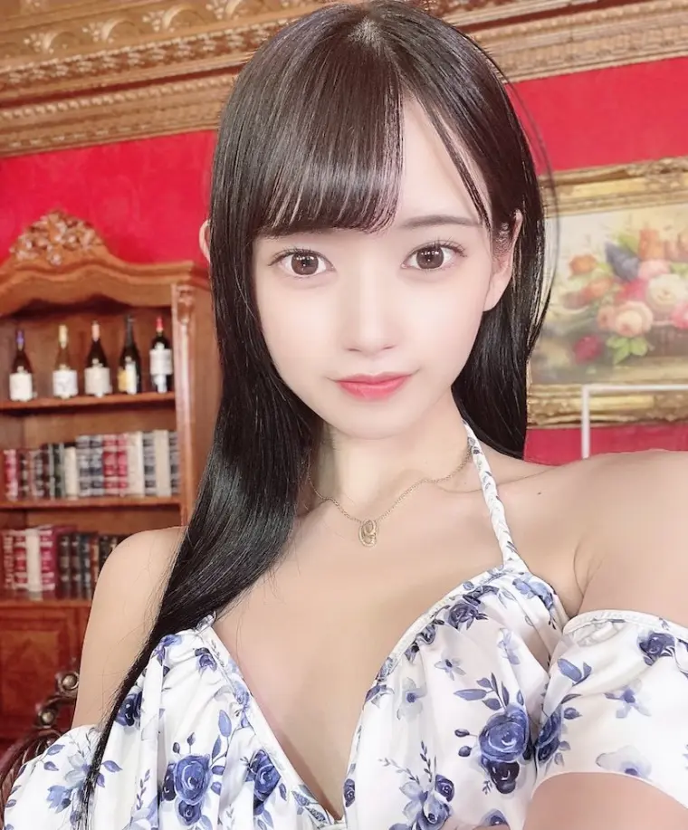 新人八挂海成人式后更惹火 青春搭配红丝袜 哔哩哔哩