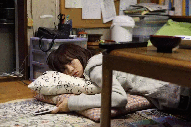 日本女优的躺作废宅丧