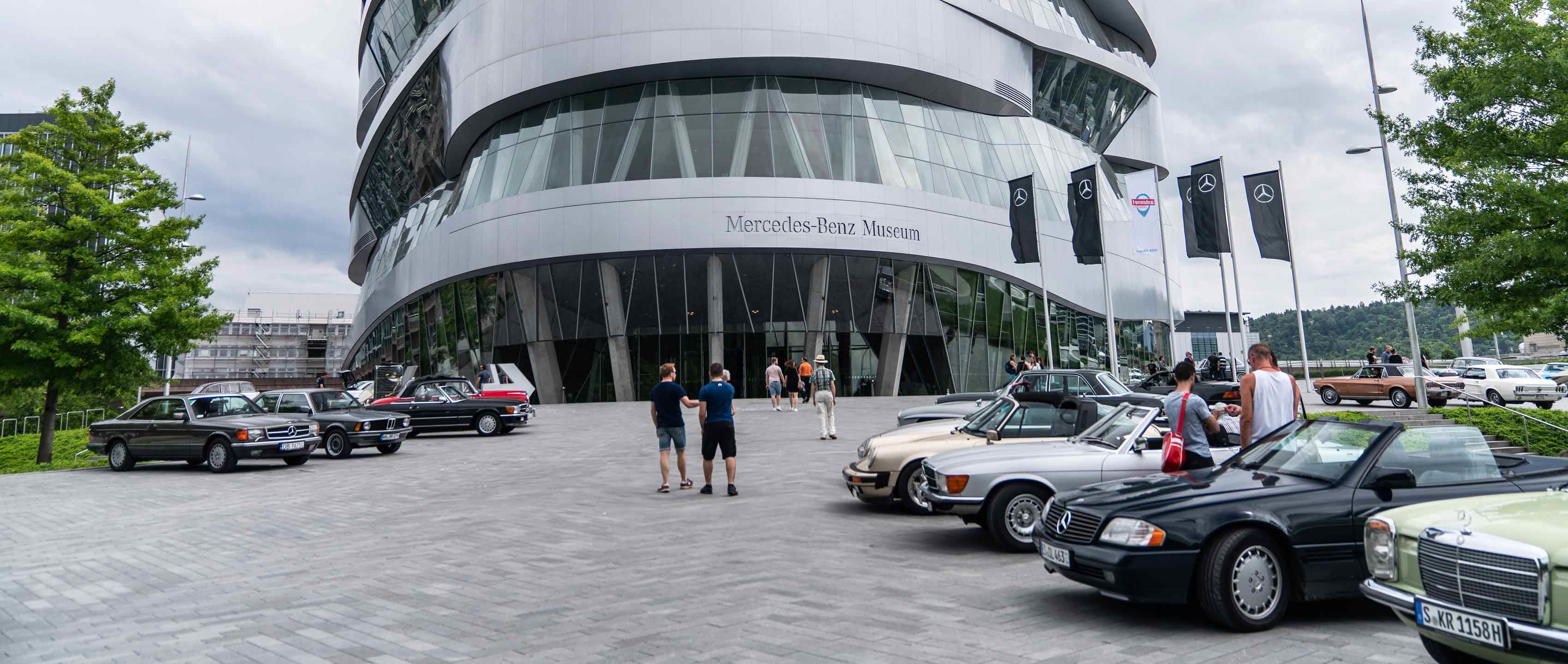 在德国斯图加特有一座奔驰车迷的梦幻天堂