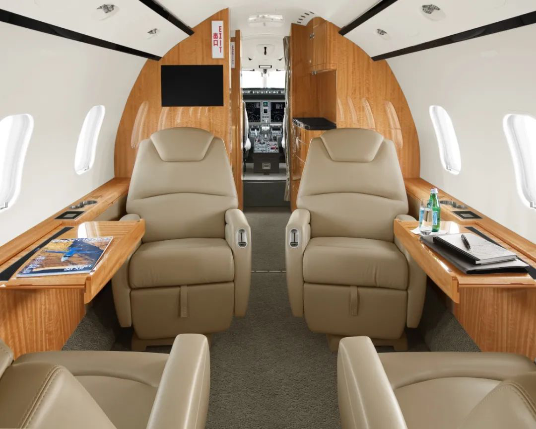 爱飞嘉公务早班机|拍卖庞巴迪挑战者300 路透社报道珠海航展如期举行