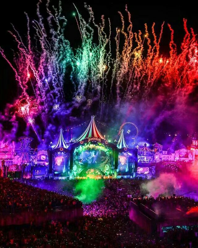 世界上最大的电音节之一:Tomorrowland
