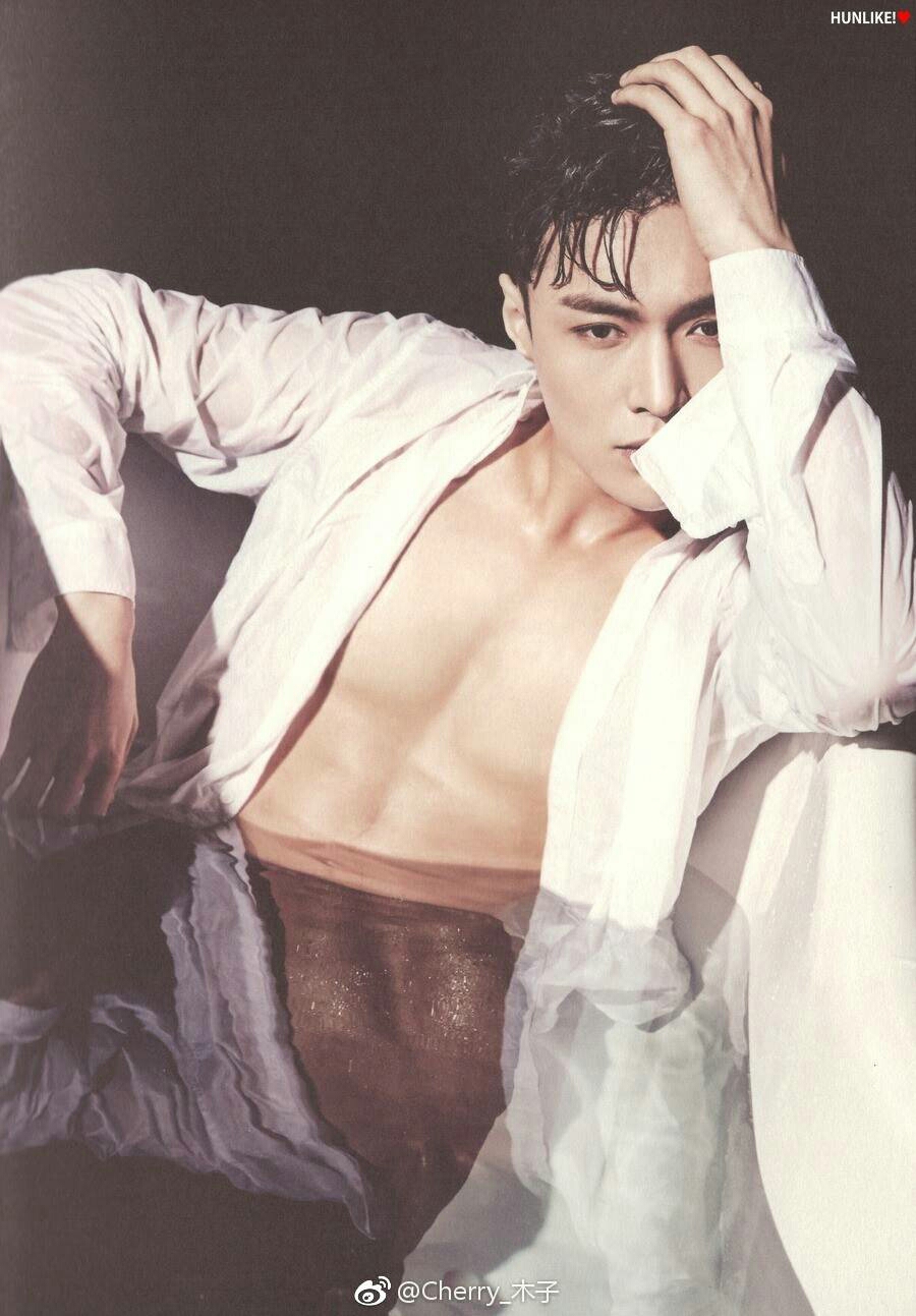 【深夜福利 大饱眼福】看到封面，你确定不点进来看看?
请自备红枣和纸巾，谢谢合作