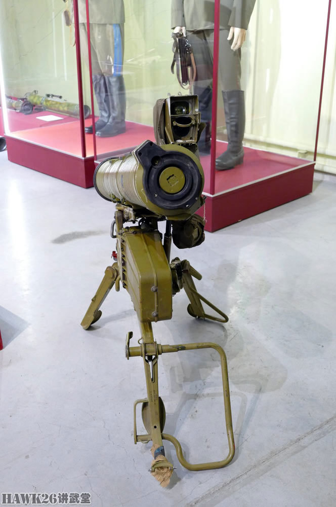 细看9k111巴松管便携式反坦克导弹发射器苏军的主力装备