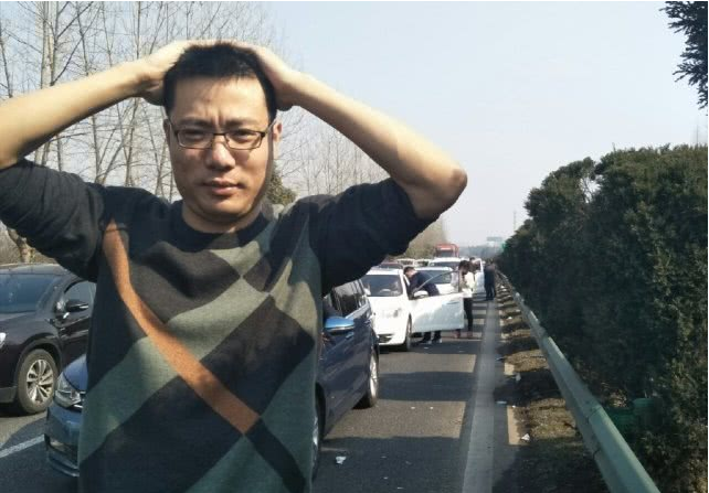 用大司马丑照和女生撩骚会发生什么?结果让马老师很尴尬!