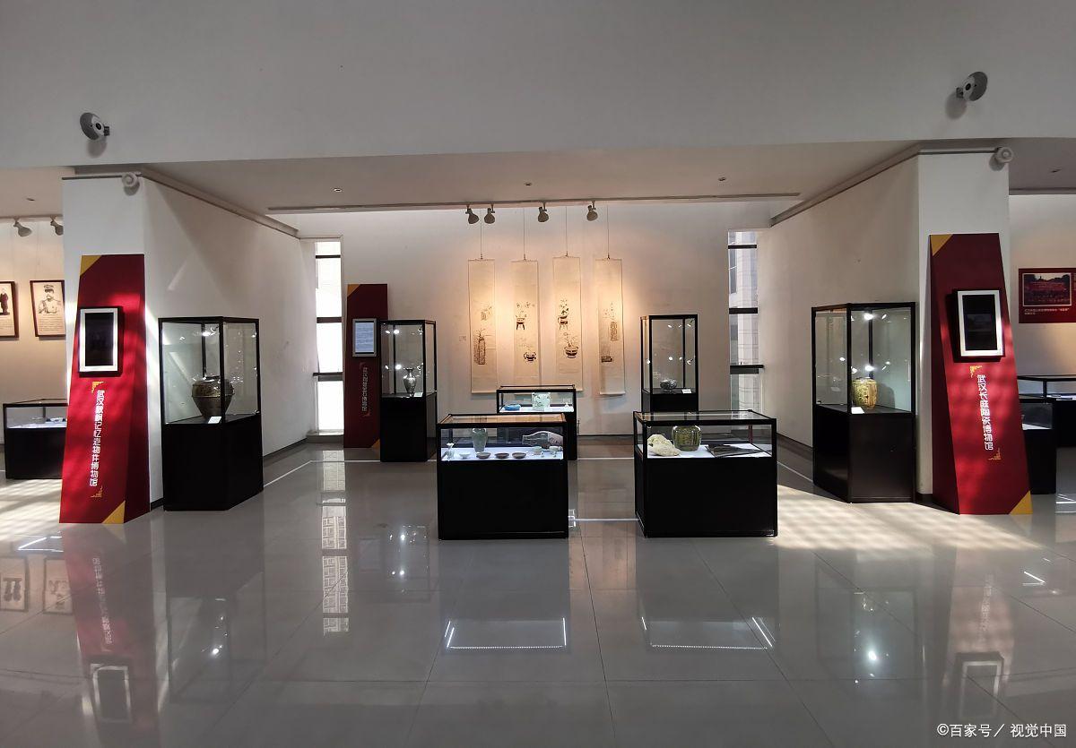 天津画廊行业新气象：展示艺术之美