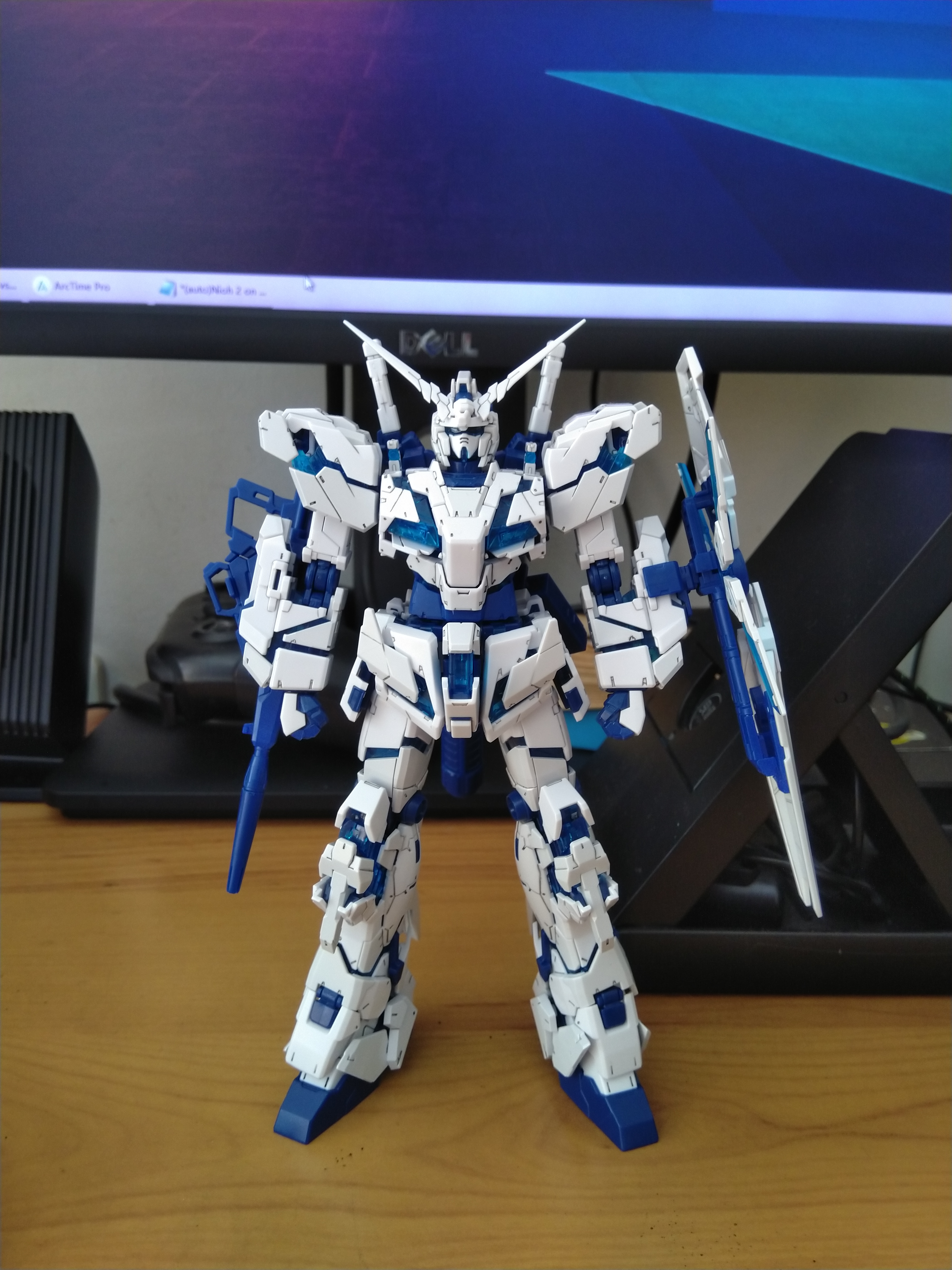 b站十周年版rg独角兽