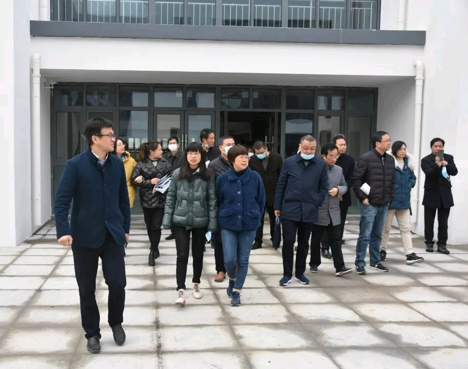 校际交流话教育,同筑友谊谋发展—江阴市月城中学,江阴市桐岐中学