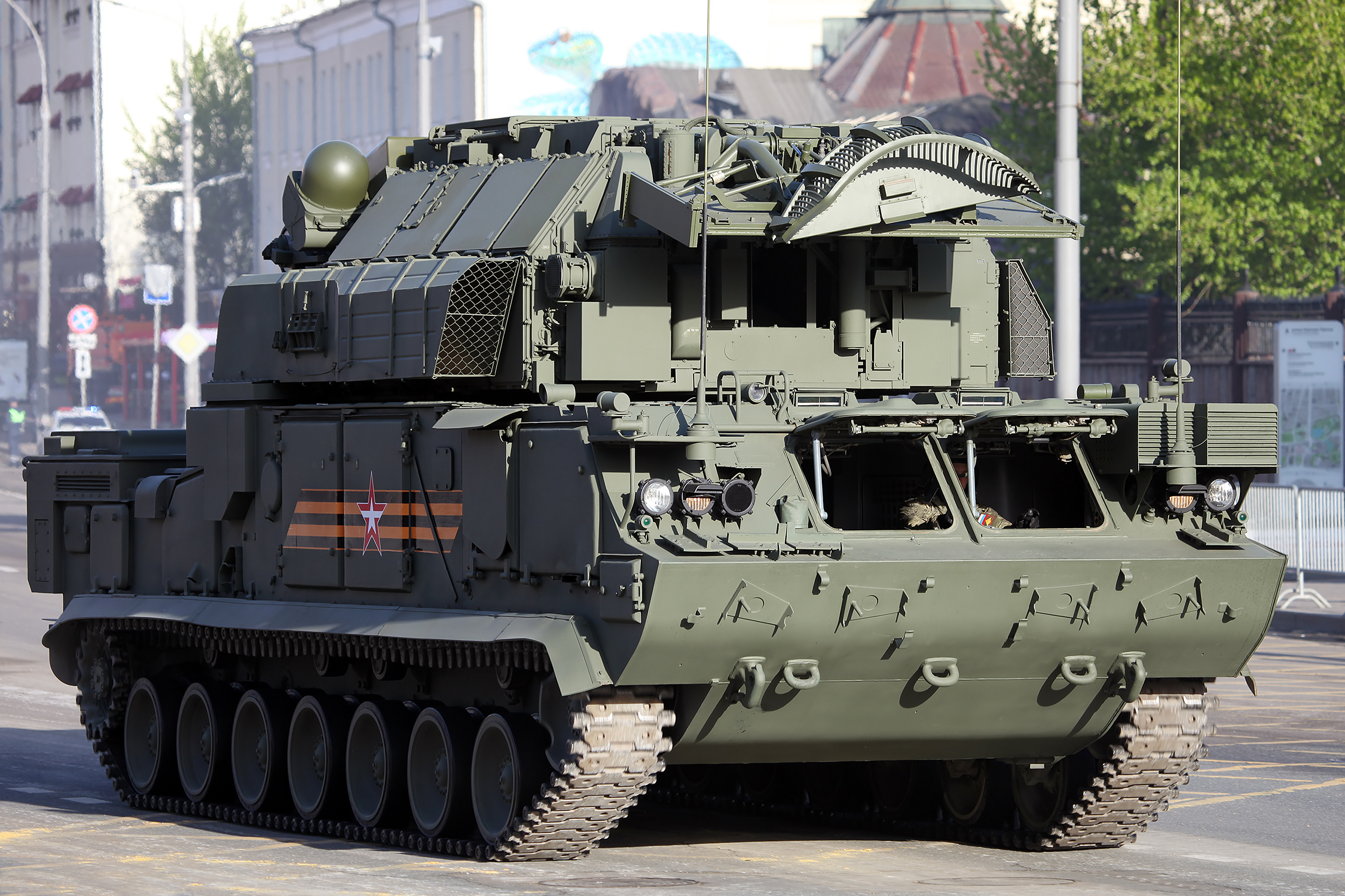 "道尔"m2野战防空系统(9a331m tlar 9k331m tor-m2)