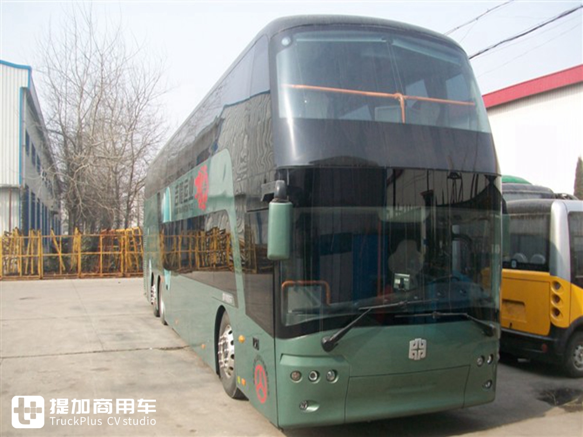 2010年生产的博发lck6140hd双层客车作为中通客车国内市场中第一台