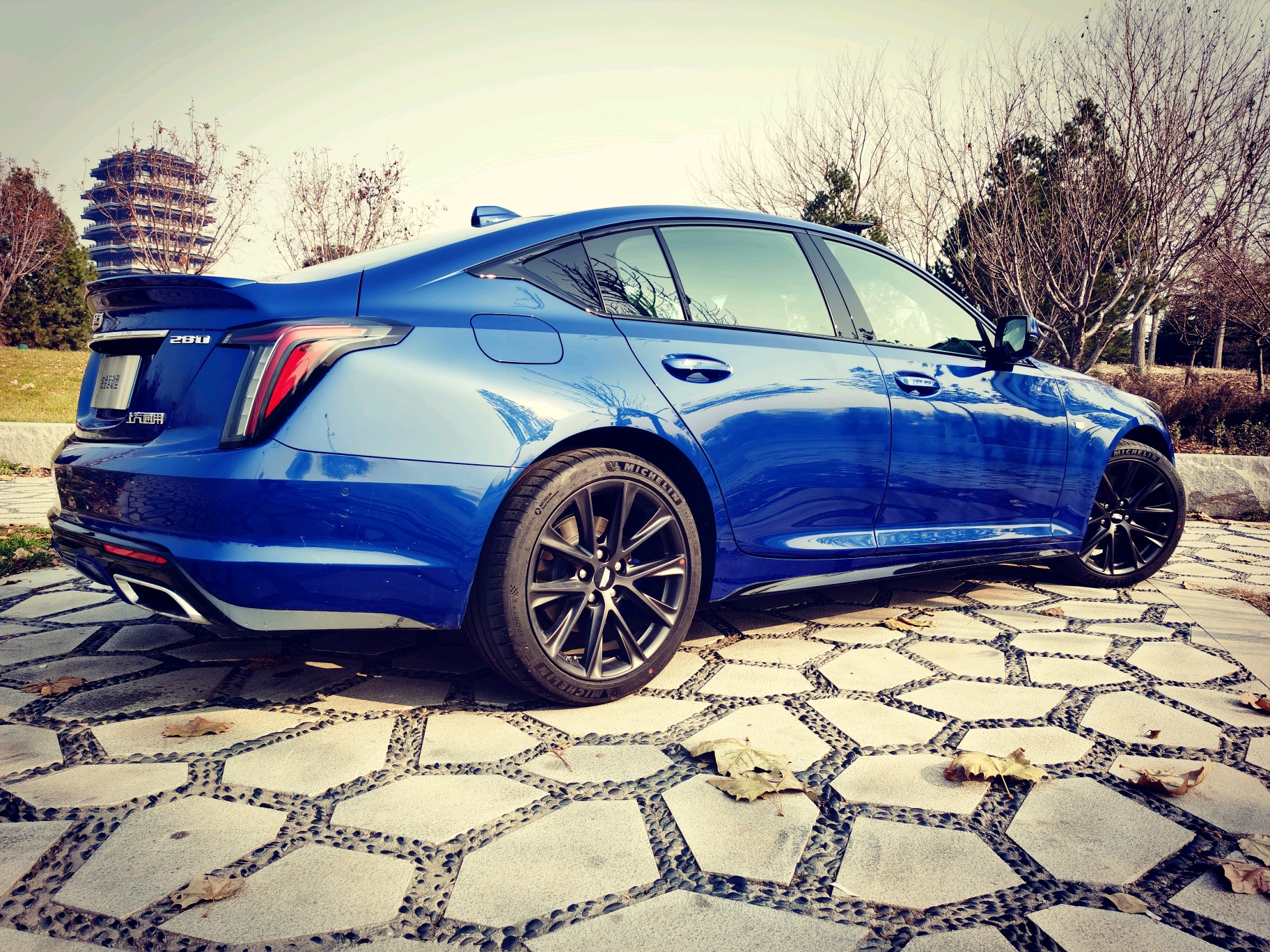 豪华和运动兼顾的凯迪拉克ct5