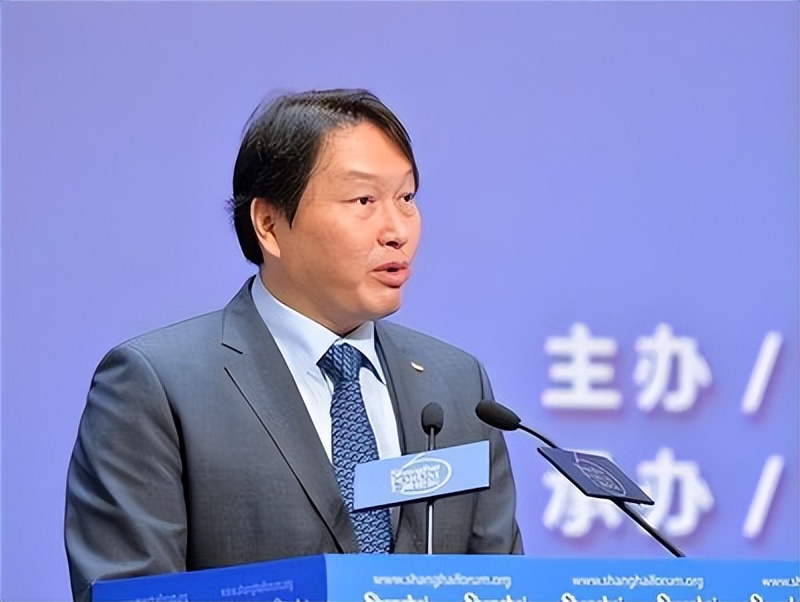 韩国顶级财阀会长崔泰源,携