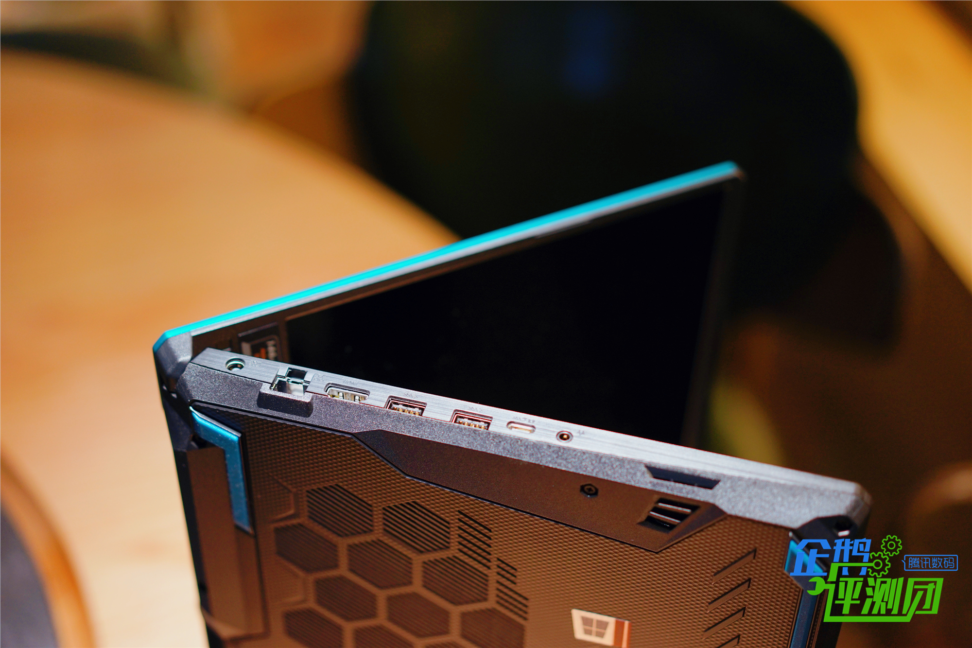 堆料太狠了!全新锐龙r7 4800h rtx2060华硕天选游戏本评测