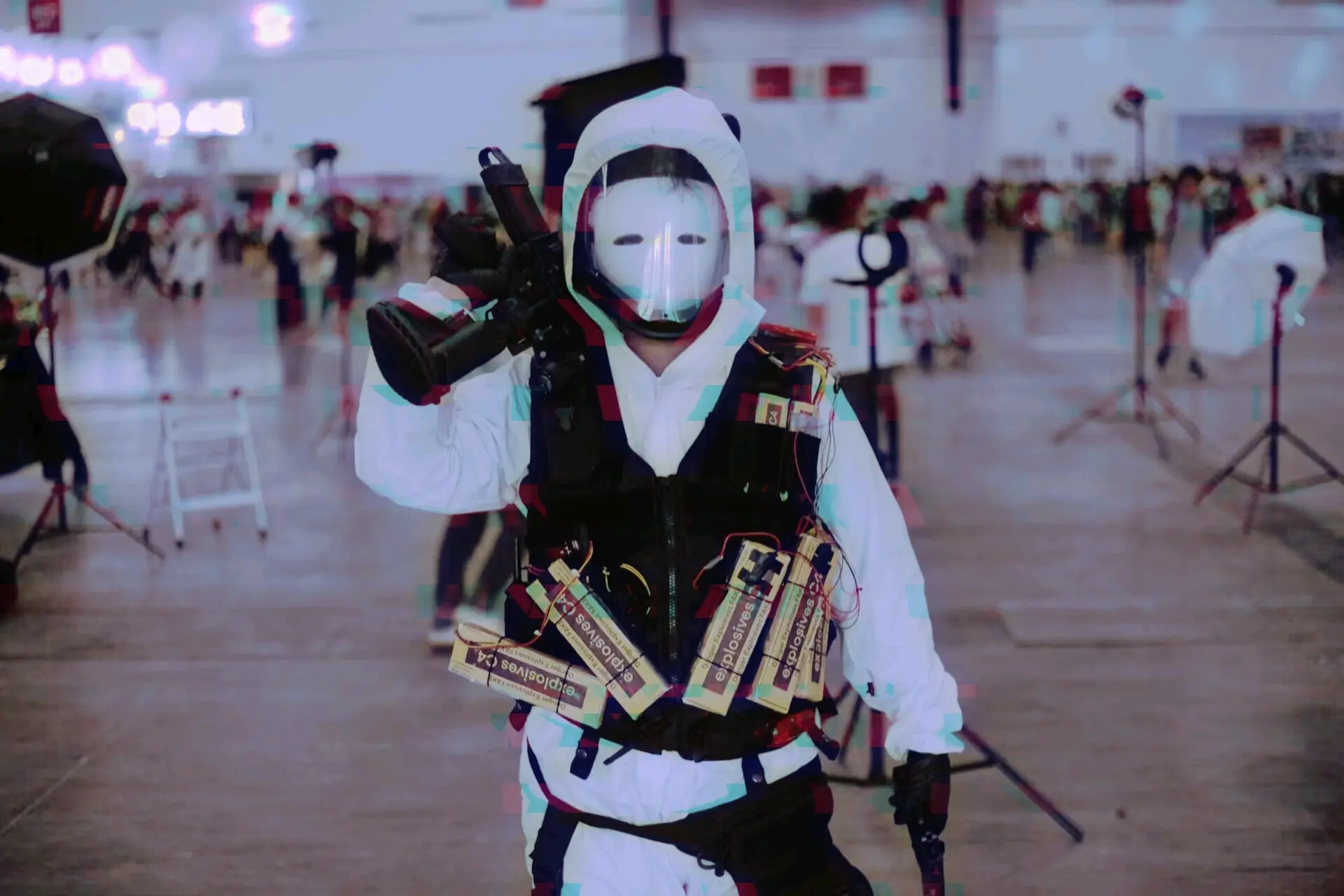 彩虹六号cos 白面具/自爆哥