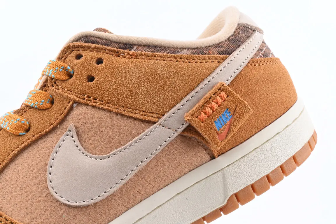 耐克nike sb dunk low teddy bear 棕色泰迪熊运动鞋 - 哔哩哔哩