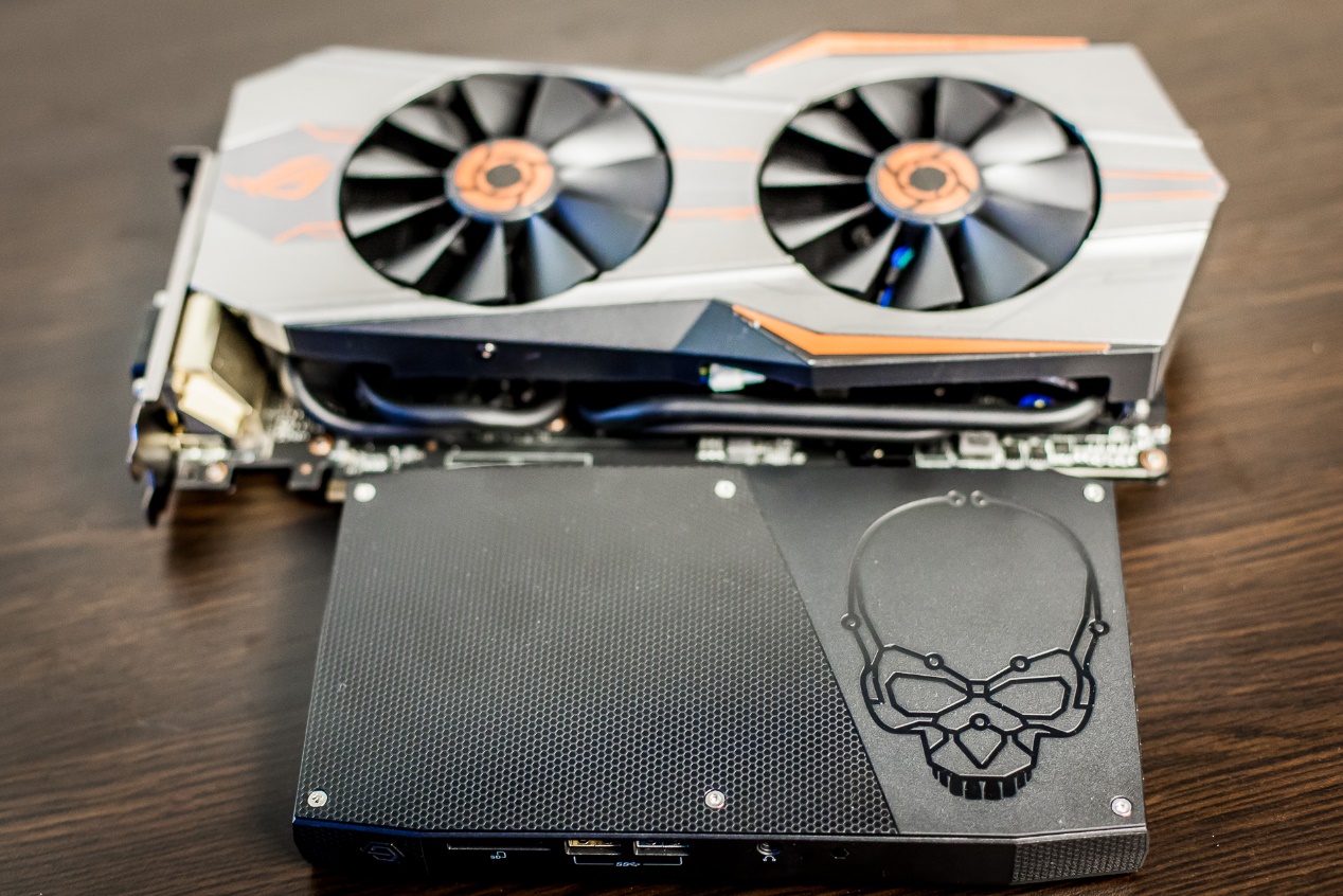 则是7代nuc中最高端的一款,搭载的是28w的i7 7567u