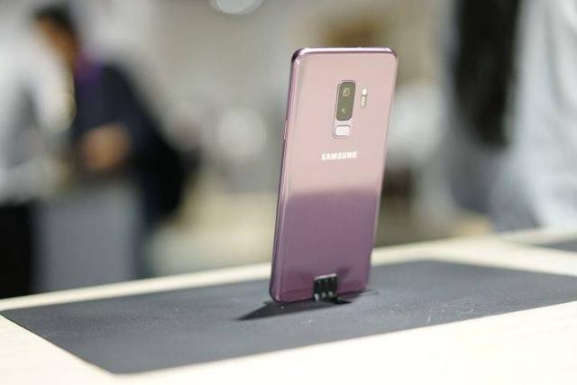 三星m30或近期发布 搭载后置三摄 水滴屏