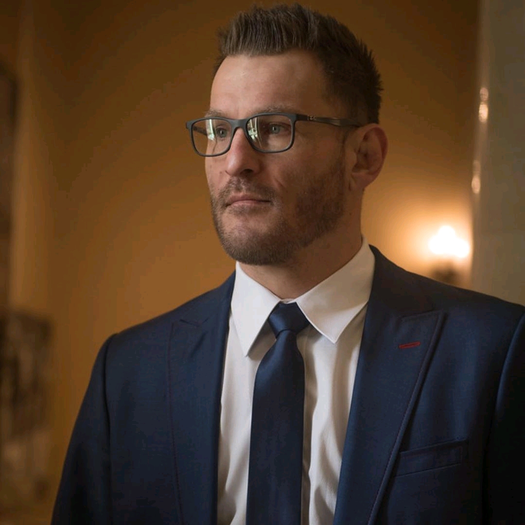 ufc重量级冠军火警米欧奇ins照片自取