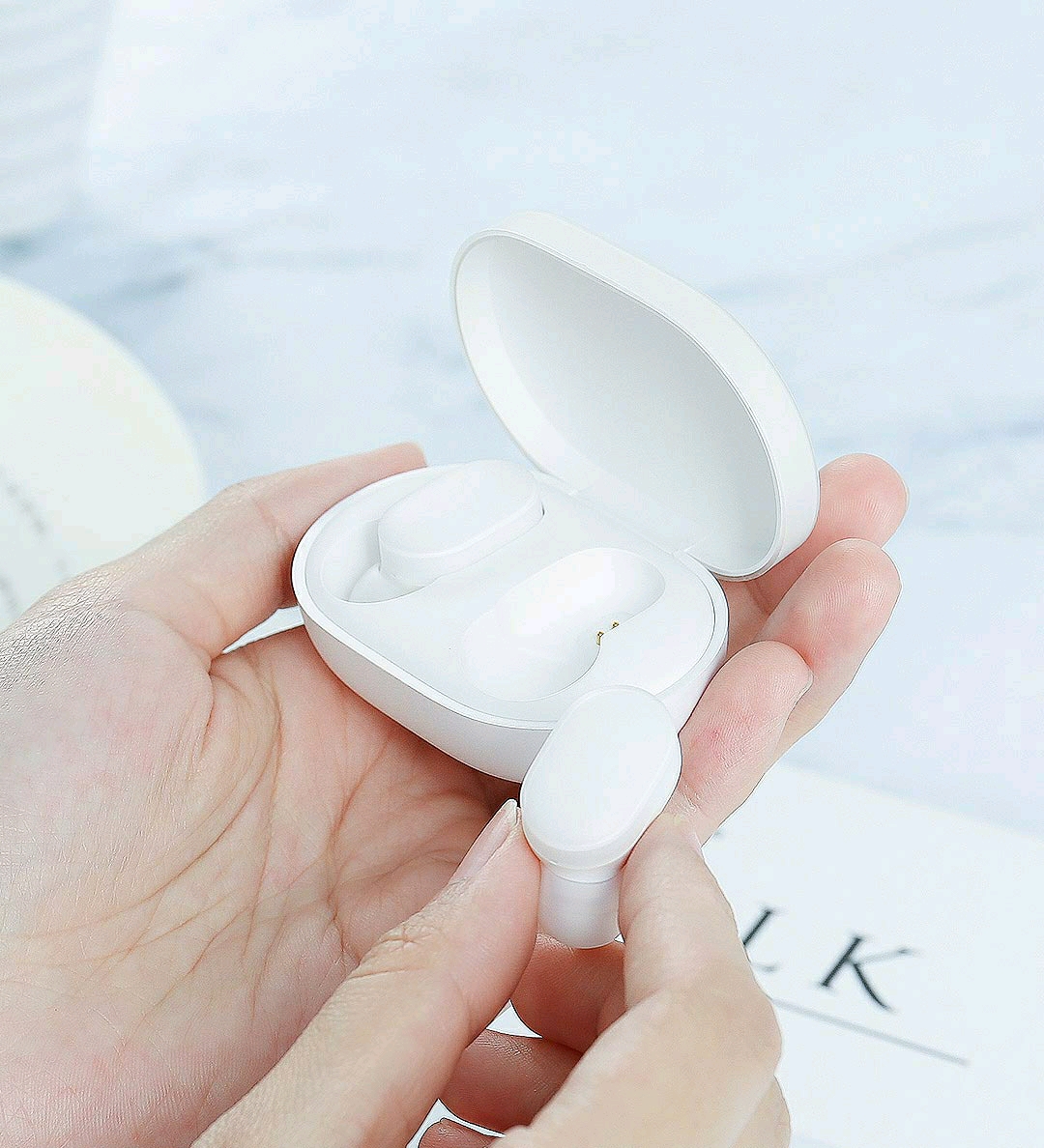 小米蓝牙耳机airdots青春版 ￥199元