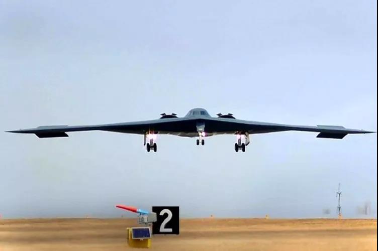 b-2隐身轰炸机