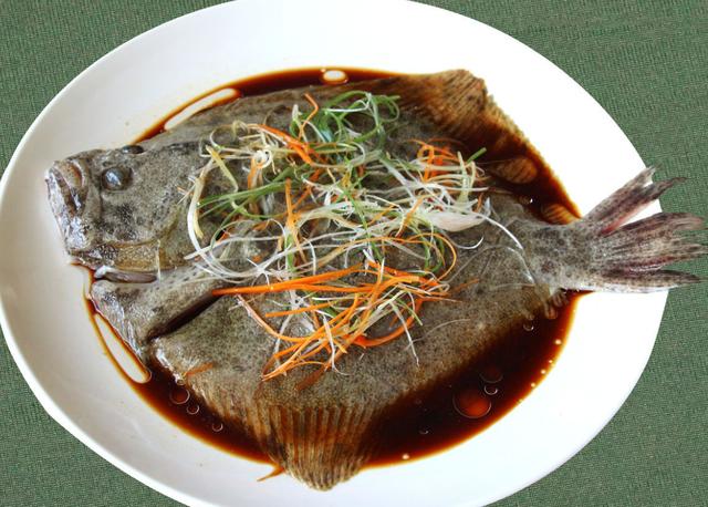 清蒸鱼该用什么鱼才好吃?大厨为你总结了一点