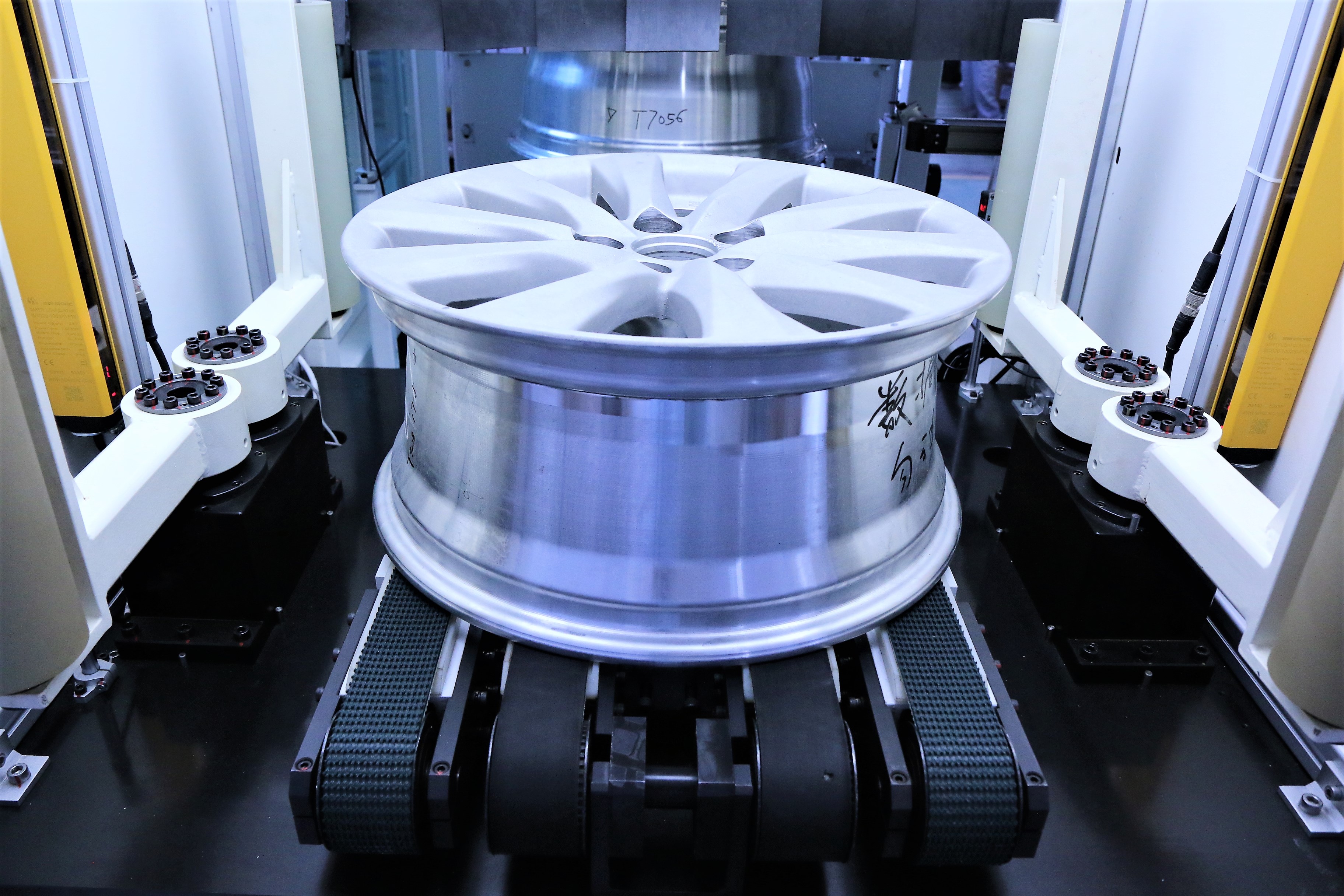 集智-轮毂全自动平衡机工作原理!