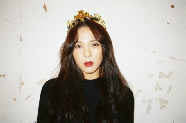 尹美莱时隔三年确定出演柳熙烈的写生簿tigerjk共同出演