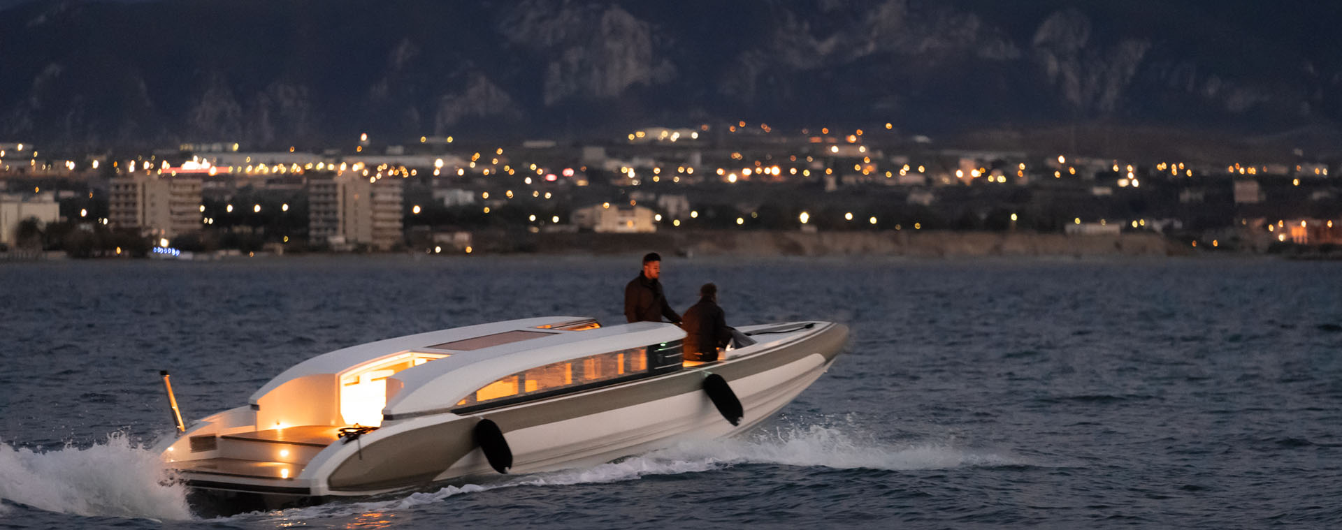 超级游艇高清壁纸4-2018新艇,希腊85米的golden yachts optasia号