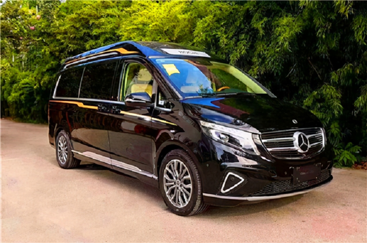 2020款奔驰v260l,维努斯全隔断版,奢华四座商务车