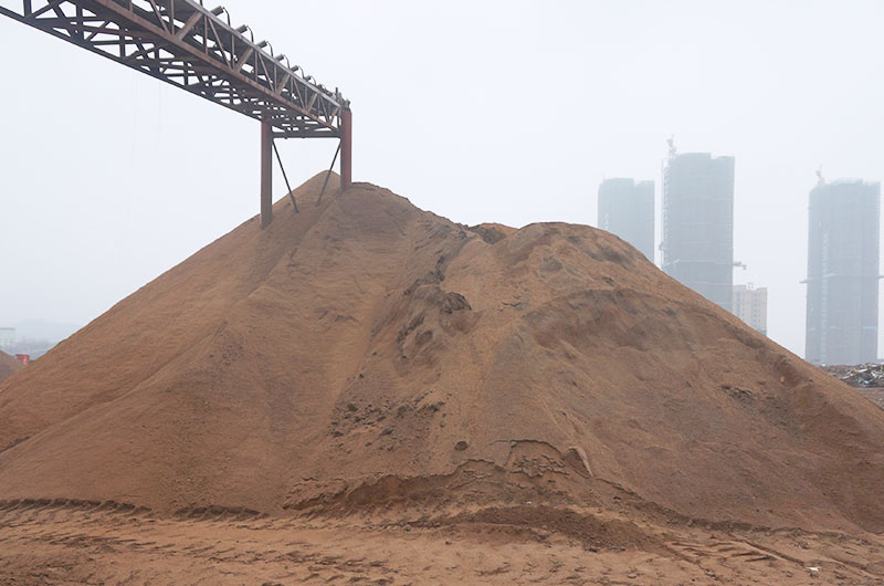 是可以做沙子使用的,粒型很好,均匀,立方体含量高达98%,石粉含少,颗粒